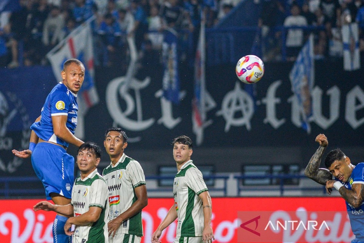 Tujuh Tim Berjuang untuk Menghindari Zona Degradasi Liga 1 Indonesia