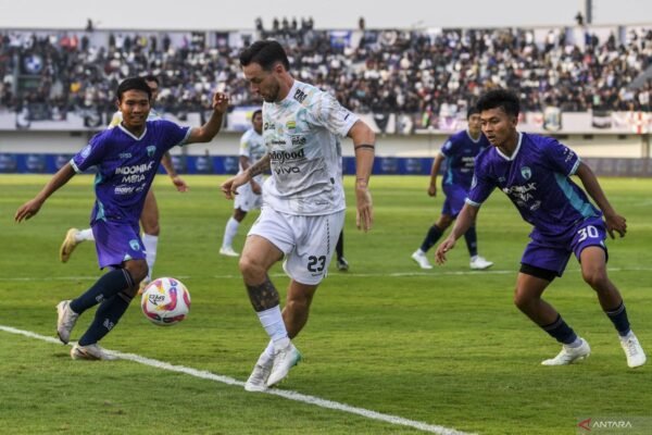 Lefundes: Persita Tangerang Berhak Dapatkan Kemenangan Melawan Persib