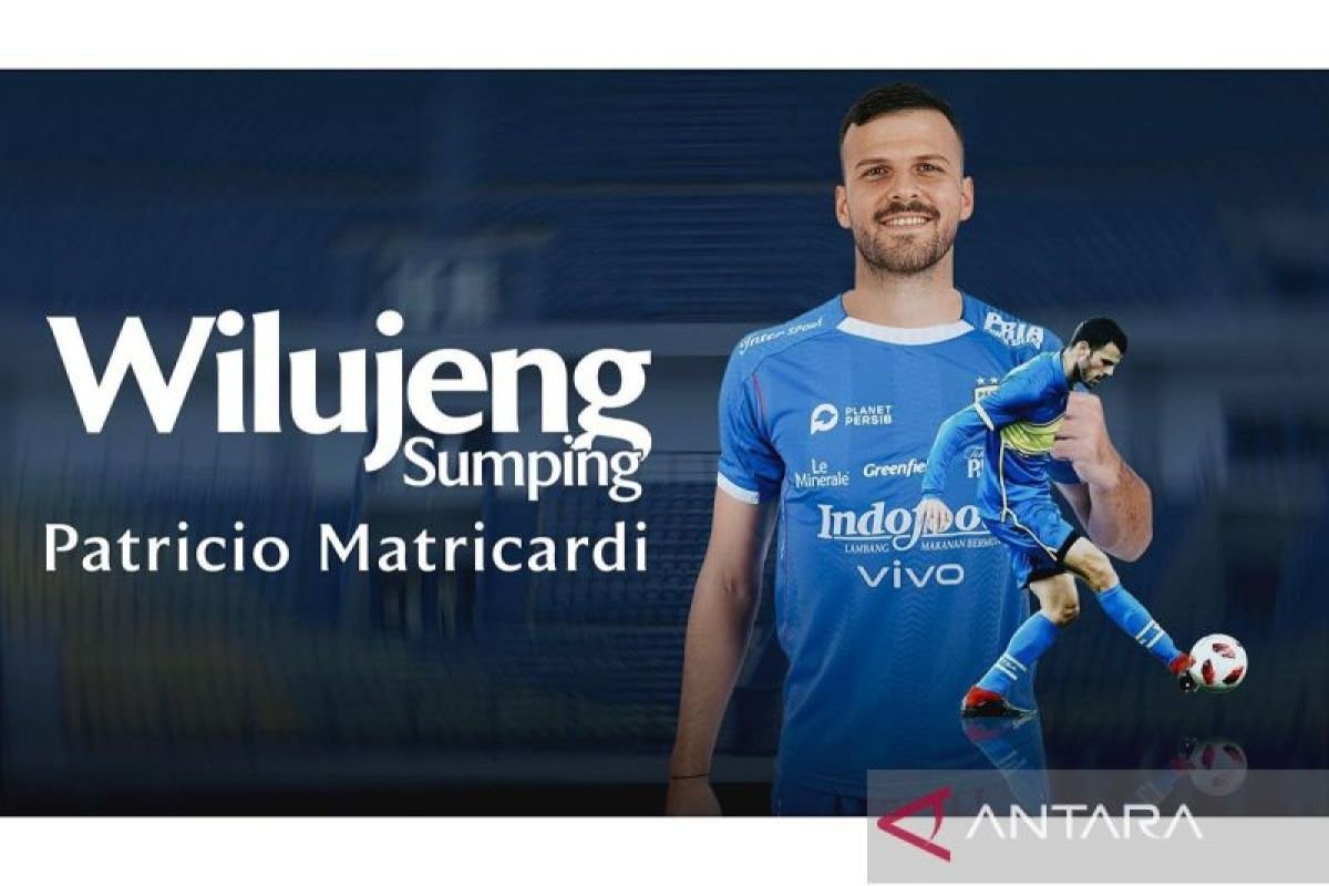 Here are some alternative titles for "Daftar lengkap transfer 18 klub Liga 1 2025/2026":

1. "Rekap Transfer Semua Klub Liga 1 2025/2026"
2. "Panduan Lengkap Transfer Pemain Liga 1 2025/2026"
3. "Daftar Transfer Terbaru 18 Klub Liga 1 Musim 2025/2026"
4. "Transfer Pemain: 18 Klub Liga 1 untuk Musim 2025/2026"
5. "Update Lengkap Transfer Liga 1: 18 Klub 2025/2026"
6. "Transfer Musim 2025/2026: Laporan Lengkap 18 Klub Liga 1"
7. "Semua Transfer Pemain Liga 1 2025/2026: Daftar 18 Klub"
8. "Transfer Movements of 18 Liga 1 Clubs for 2025/2026 Season"

Feel free to choose any of these options or modify them further!