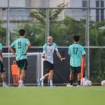 Eduardo Perez Mengingatkan Persebaya Surabaya untuk Waspada Terhadap Ancaman PSIM Yogyakarta