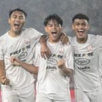 Here are some alternative titles for "Jadwal Lengkap Persis Solo di Super League Musim 2025/2026":

1. "Kalendar Pertandingan Persis Solo di Super League 2025/2026"
2. "Rincian Jadwal Pertandingan Persis Solo dalam Super League 2025/2026"
3. "Jadwal Pertandingan Terperinci Persis Solo untuk Super League 2025/2026"
4. "Persis Solo: Agenda Lengkap Super League 2025/2026"
5. "Jadwal Resmi Persis Solo di Super League Musim 2025/2026"
6. "Panduan Lengkap Jadwal Persis Solo di Super League 2025/2026"
7. "Jadwal Laga Persis Solo di Super League 2025/2026"
8. "Semua yang Perlu Anda Ketahui: Jadwal Persis Solo di Super League 2025/2026"

Feel free to choose any of these or mix and match elements to create a title you prefer!